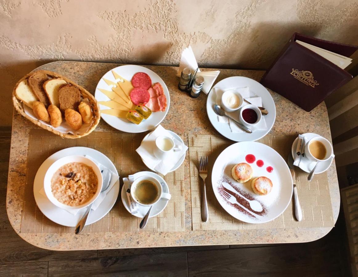 Hotel Fortuna Lviv Luaran gambar