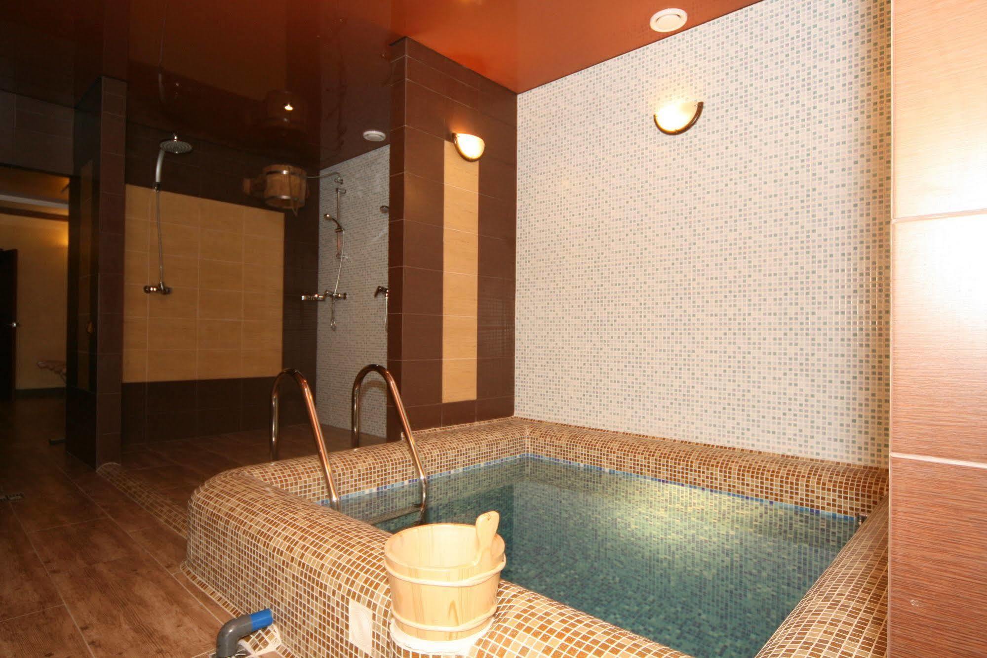 Hotel Fortuna Lviv Luaran gambar