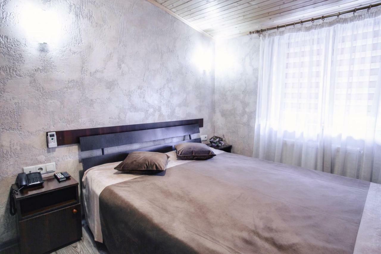 Hotel Fortuna Lviv Luaran gambar
