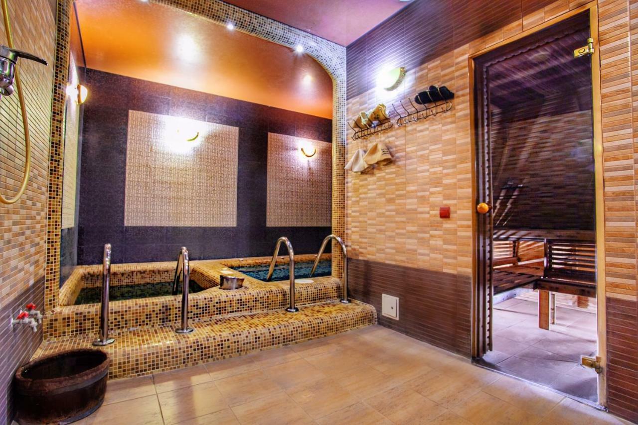 Hotel Fortuna Lviv Luaran gambar
