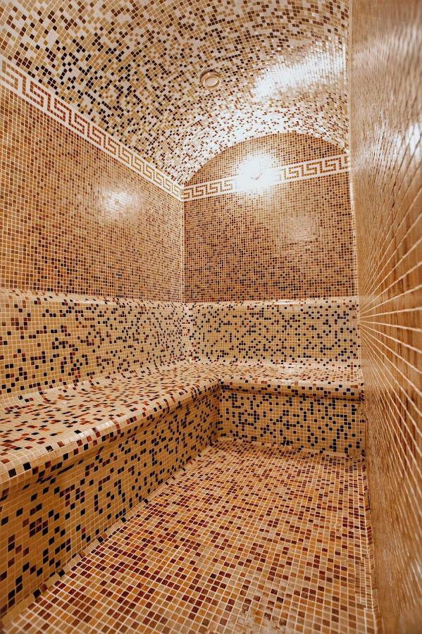 Hotel Fortuna Lviv Luaran gambar