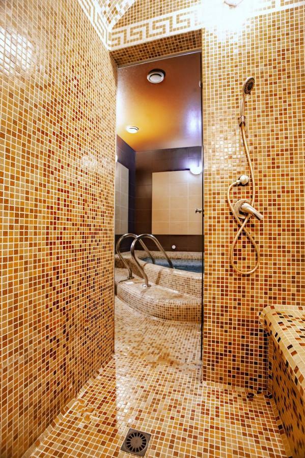 Hotel Fortuna Lviv Luaran gambar