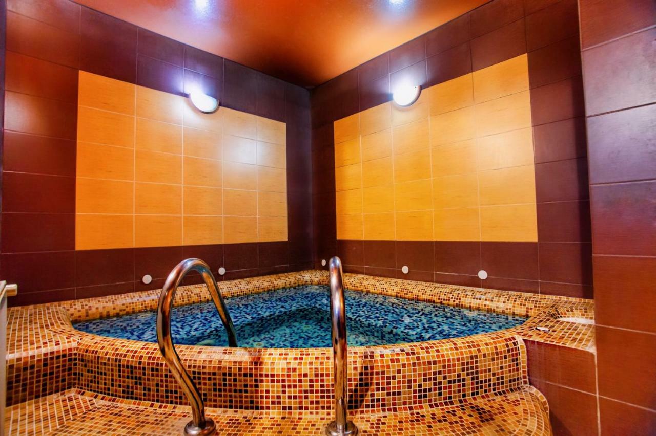 Hotel Fortuna Lviv Luaran gambar